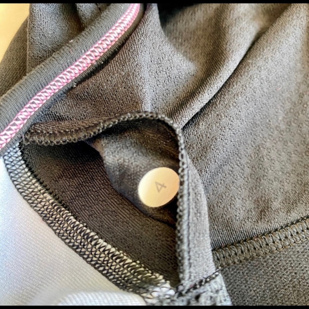 Lululemon No Limits Tank - Chevron - Picture 8 of 12